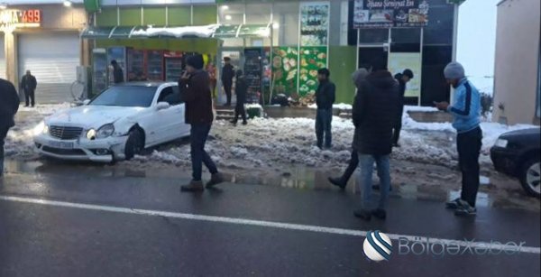 Sürücü özünü maşından atdı, təhlükədən xilas oldu