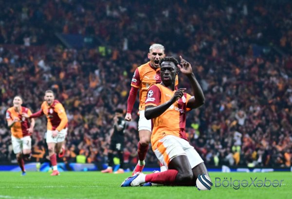 “Qalatasaray” “Yuventus”u darmadağın etdi